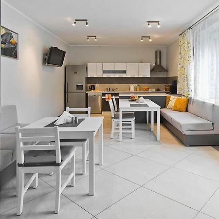 グディニャ Olkuska 107 A Bed & Breakfast エクステリア 写真