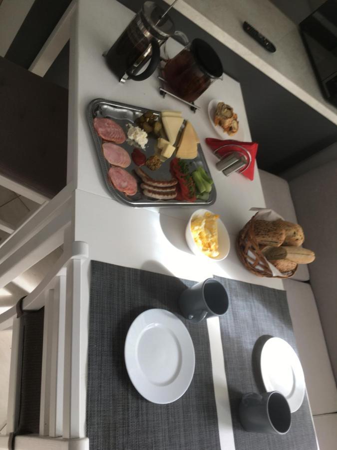 グディニャ Olkuska 107 A Bed & Breakfast エクステリア 写真